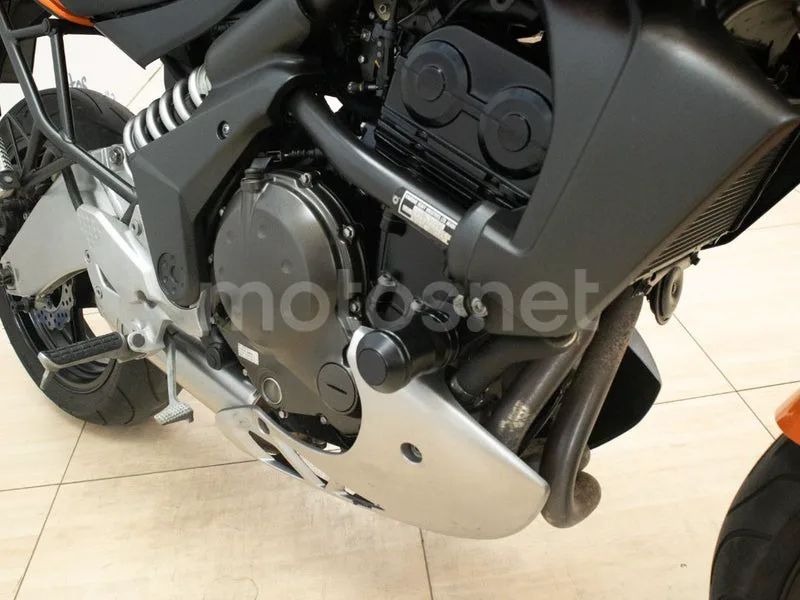 Kawasaki Versys 650 - Vista 12