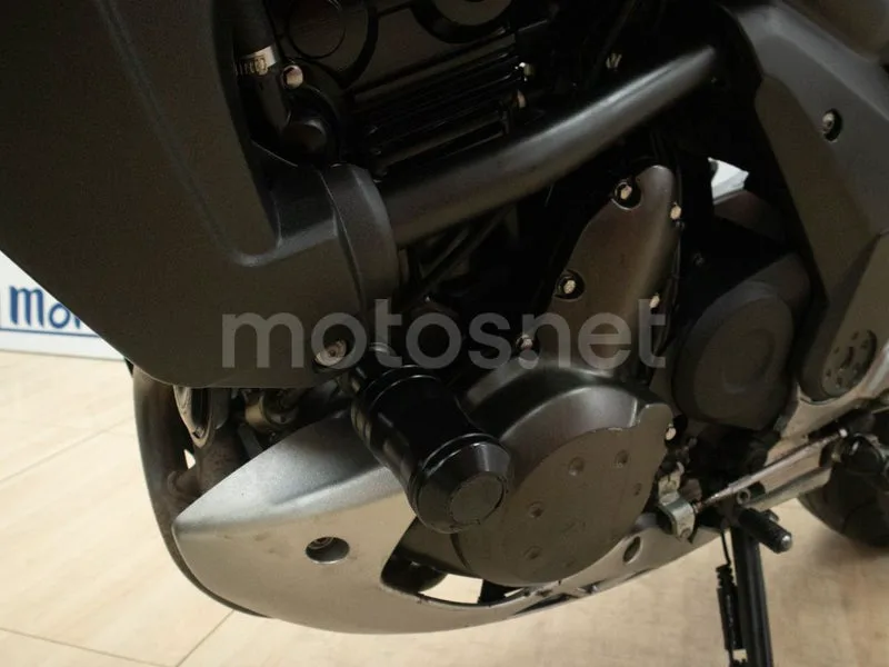 Kawasaki Versys 650 - Vista 17