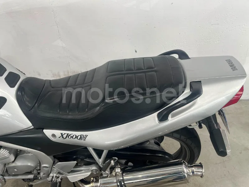 Yamaha XJ600N Diversion - Vista 14