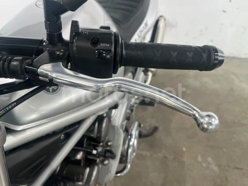 Yamaha XJ600N Diversion - Vista 18