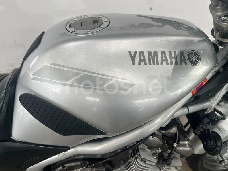 Yamaha XJ600N Diversion - Vista 28