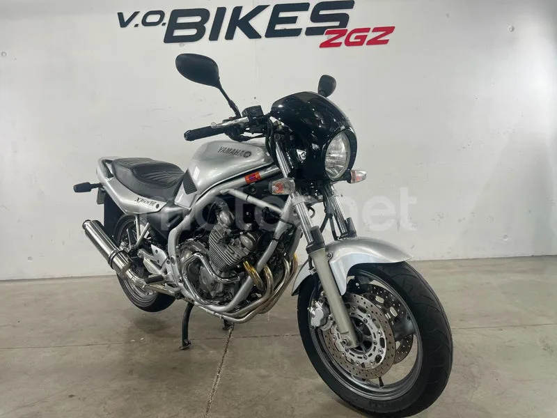 Yamaha XJ600N Diversion - Vista 4