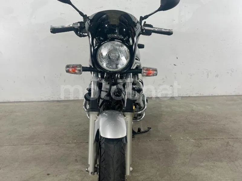 Yamaha XJ600N Diversion - Vista 7