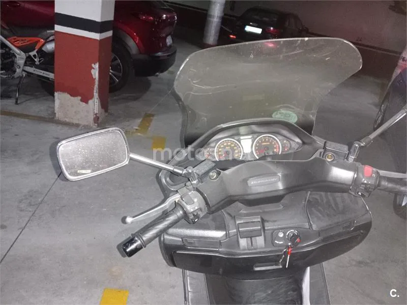 Suzuki Burgman 400 - Vista 5