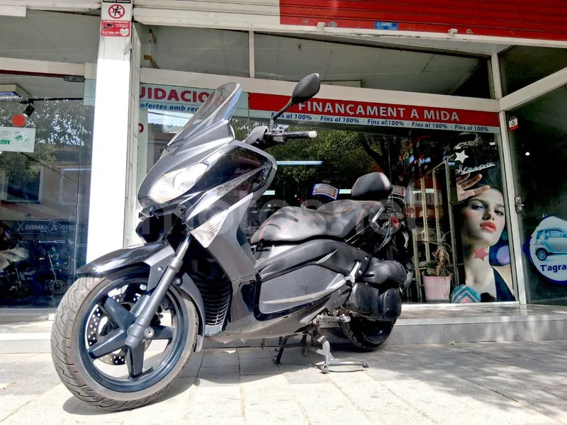 Yamaha XMAX 250 - Vista 3