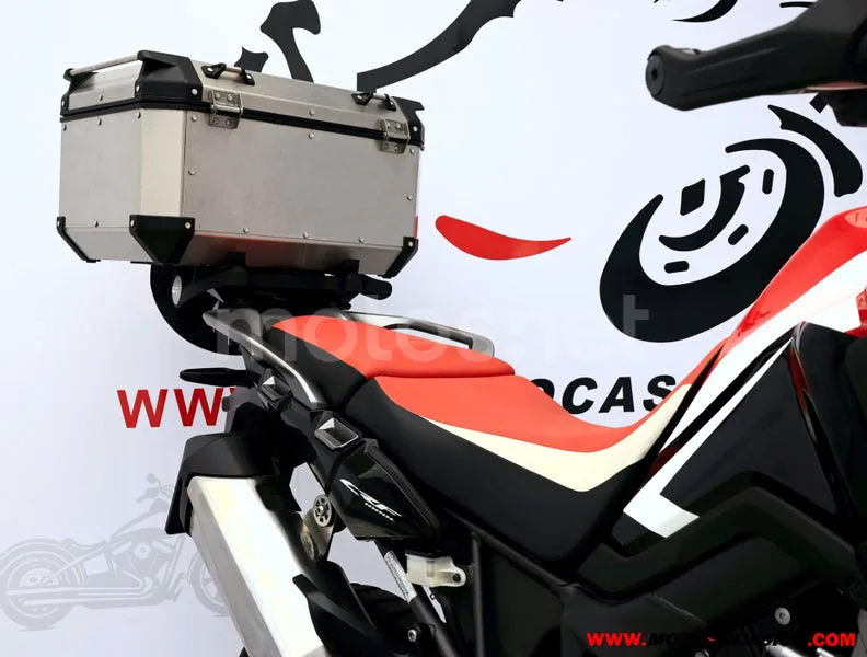 Honda CRF1000L Africa Twin - Vista 11