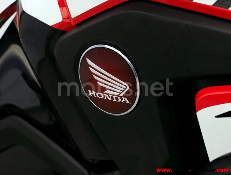 Honda CRF1000L Africa Twin - Vista 9