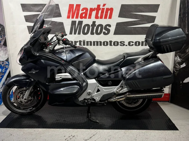Honda ST1300 Pan-European - Vista 5