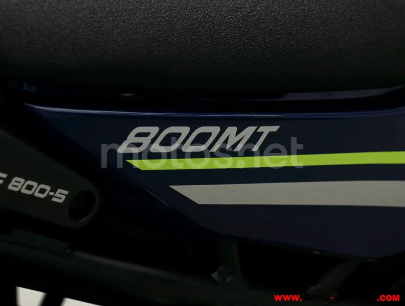 CFMOTO 800MT - Vista 9
