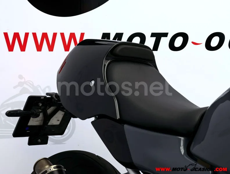 Yamaha XSR900 GP - Vista 11