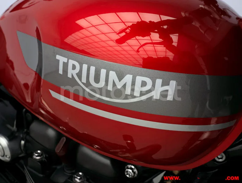 Triumph Speed Twin 1200 - Vista 9