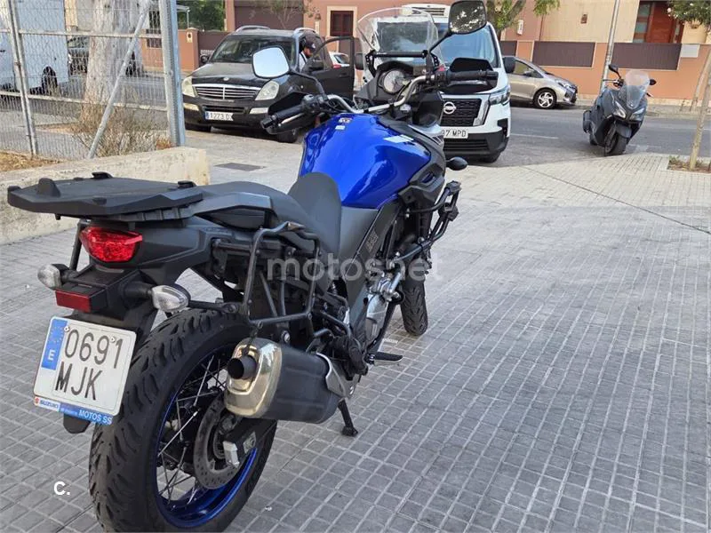 Suzuki V-Strom 650XT - Vista 11