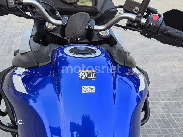 Suzuki V-Strom 650XT - Vista 16