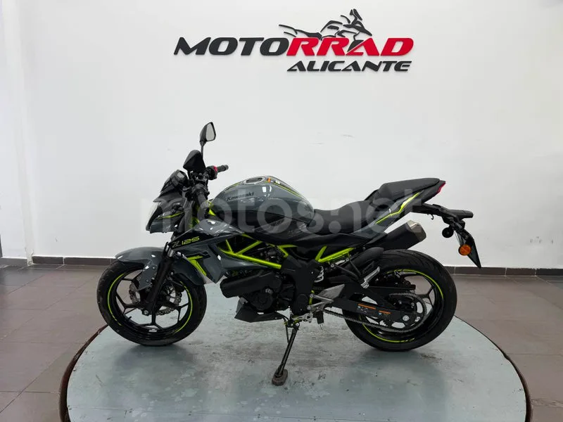 Kawasaki Z125 3490 € 2023 Alicante - 2