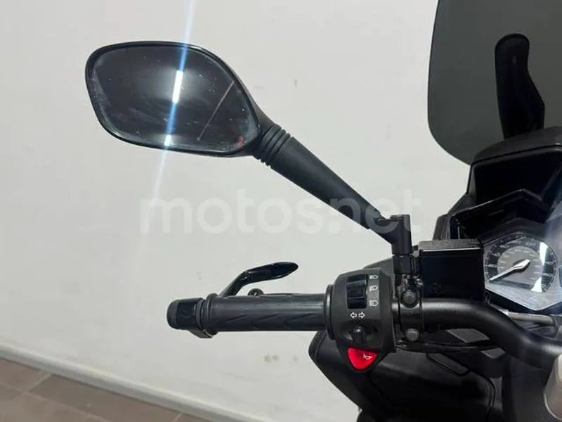Peugeot Metropolis 400 - Vista 11