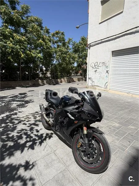 Yamaha YZF-R1 2850 € 2006 Alicante - 2