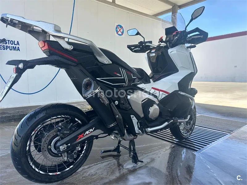 Honda X-ADV - Vista 6