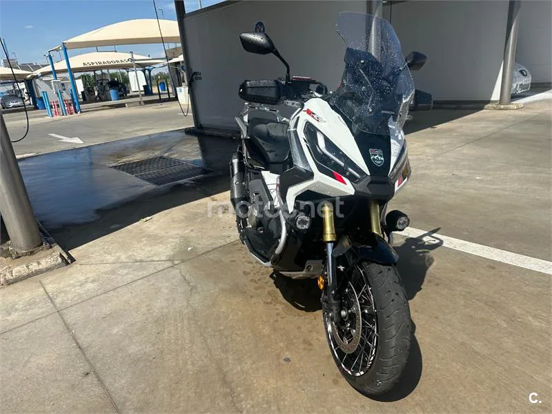 Honda X-ADV - Vista 7