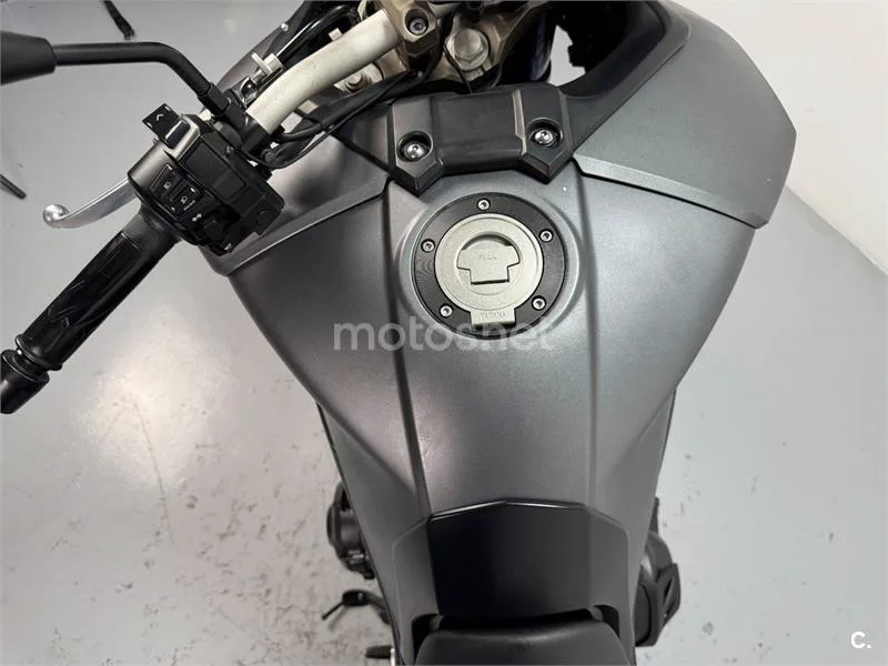 Yamaha MT-09 Tracer - Vista 11