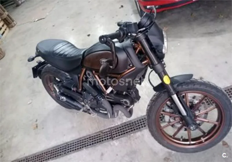 Ducati Scrambler 4250 € 2016 A Coruña - 1