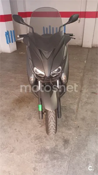 Yamaha XMAX 250 - Vista 6