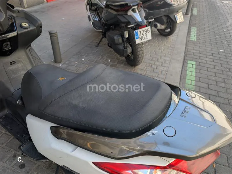 Kymco Super Dink 125 - Vista 5