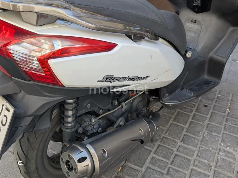 Kymco Super Dink 125 - Vista 6