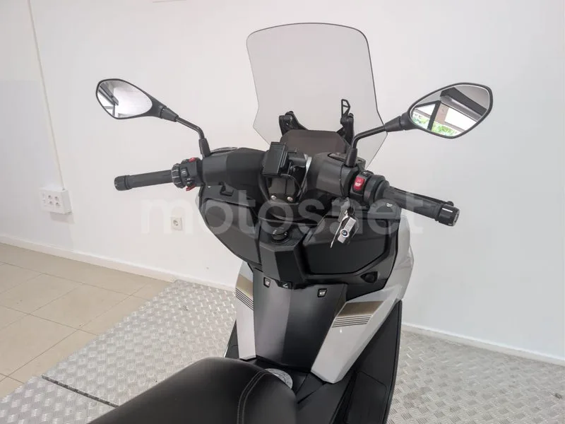 BMW C 400 GT - Vista 14