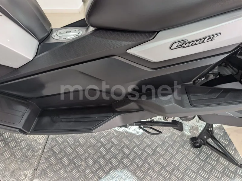 BMW C 400 GT - Vista 21