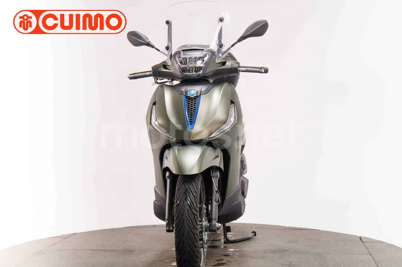 Piaggio Beverly S 400 - Vista 11