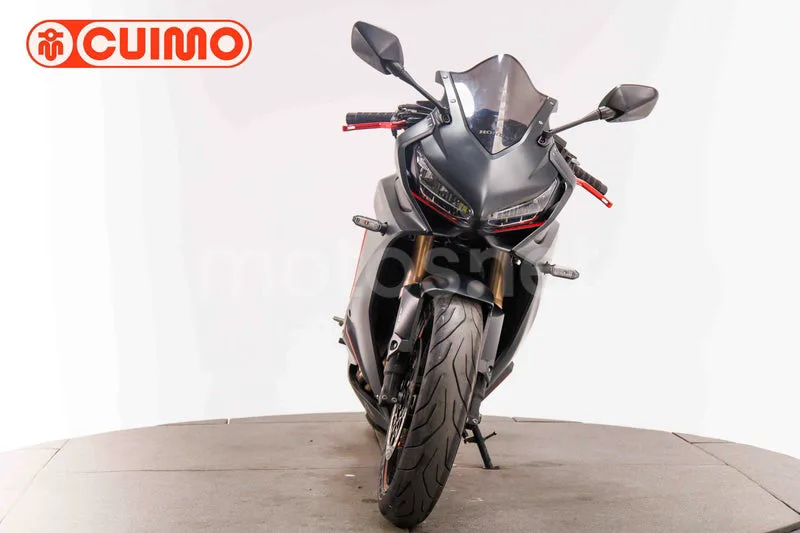Honda CBR650R - Vista 10
