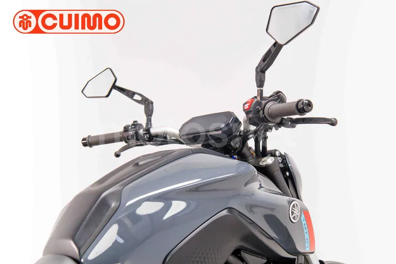 Yamaha MT-07 - Vista 15