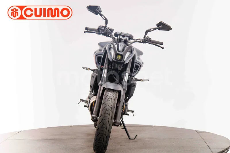 Yamaha MT-07 - Vista 10