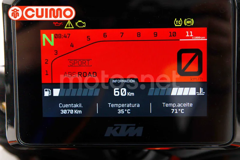 KTM 1290 Super Duke R - Vista 24