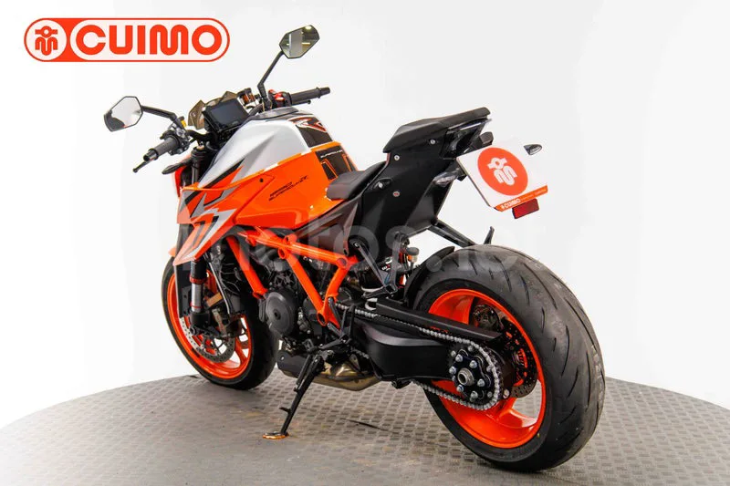 KTM 1290 Super Duke R - Vista 6