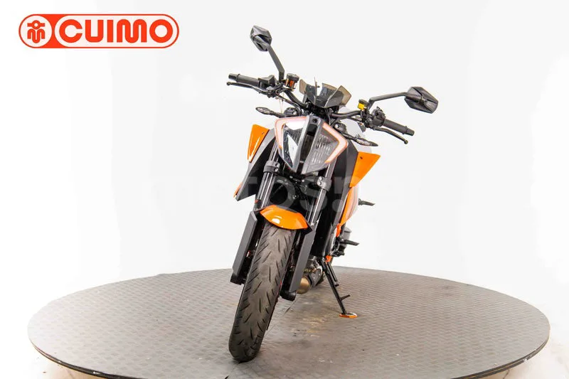 KTM 1290 Super Duke R - Vista 10
