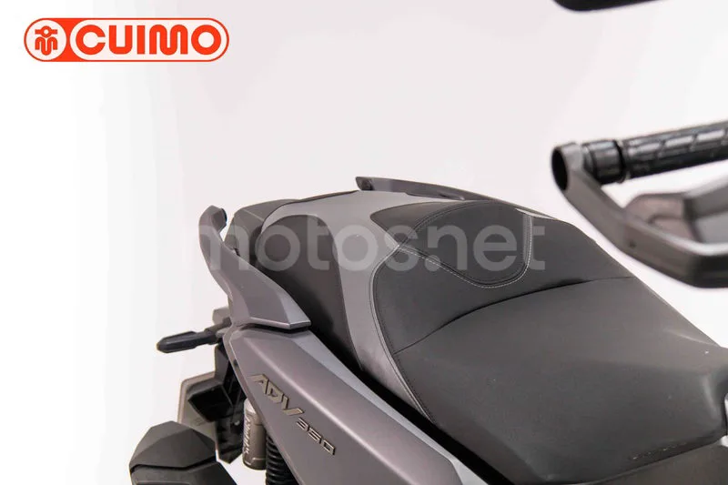 Honda ADV350 - Vista 12