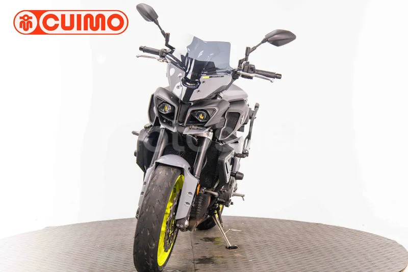 Yamaha MT-10 - Vista 10