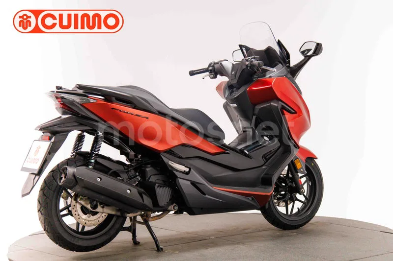 Honda Forza 125 - Vista 4