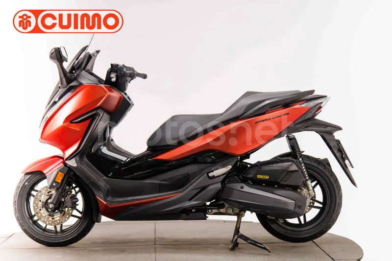 Honda Forza 125 - Vista 8