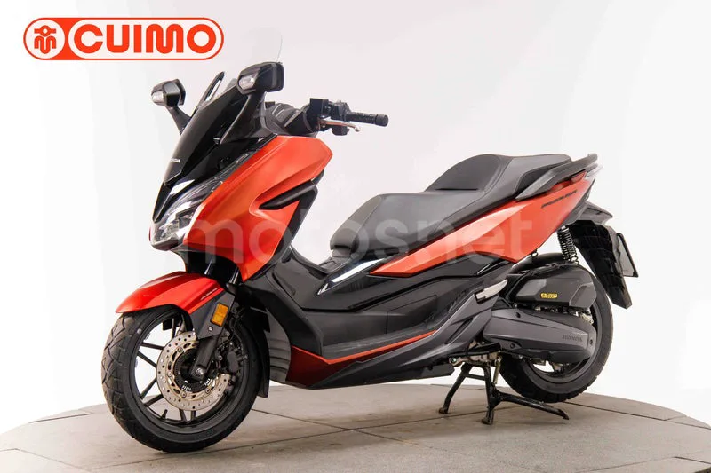 Honda Forza 125 - Vista 9