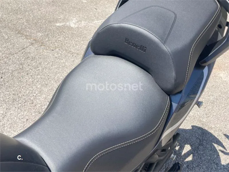 Benelli TRK 502 - Vista 12