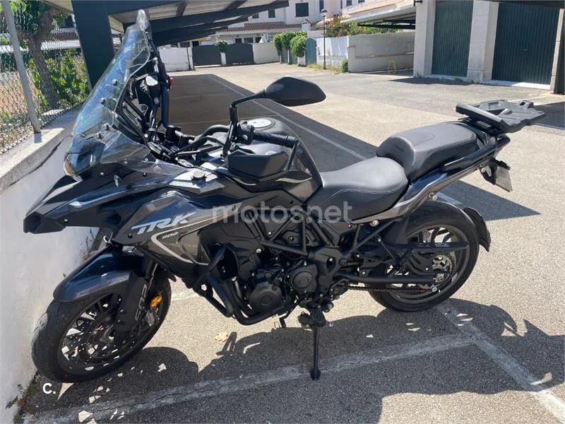 Benelli TRK 502 - Vista 14