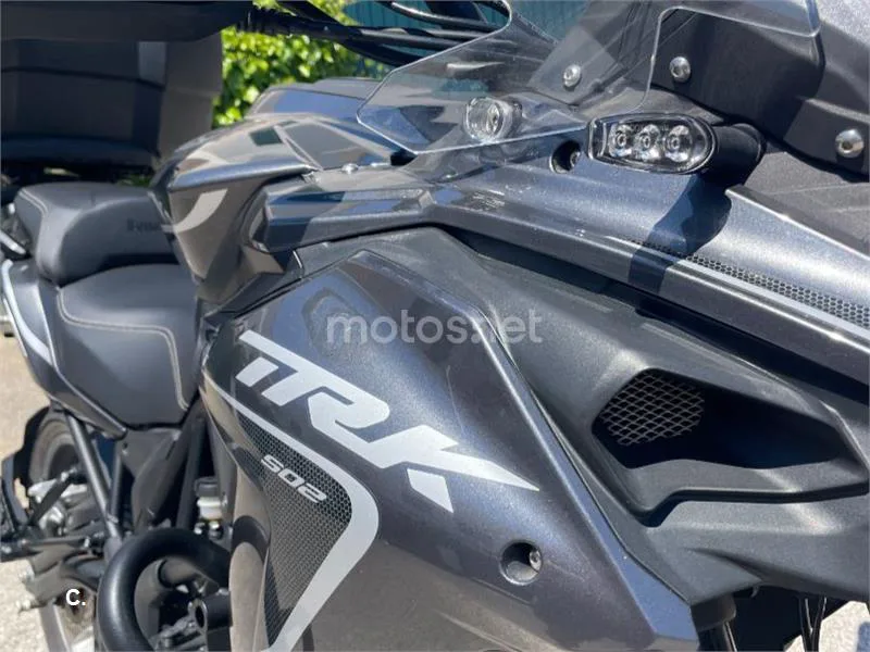 Benelli TRK 502 - Vista 33