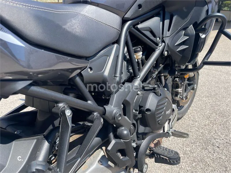 Benelli TRK 502 - Vista 7