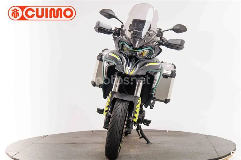 Benelli TRK 702 - Vista 10