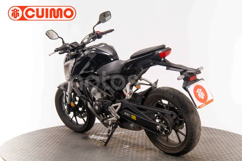 Honda CB125R - Vista 8