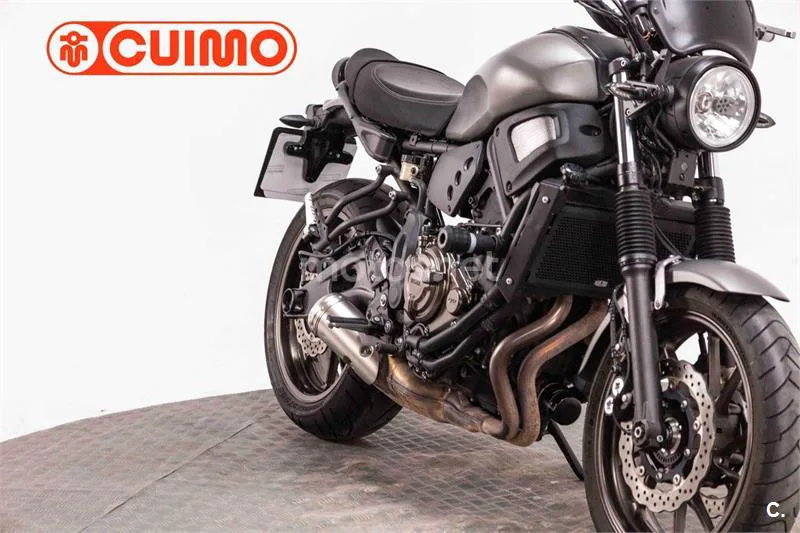 Yamaha XSR700 - Vista 4