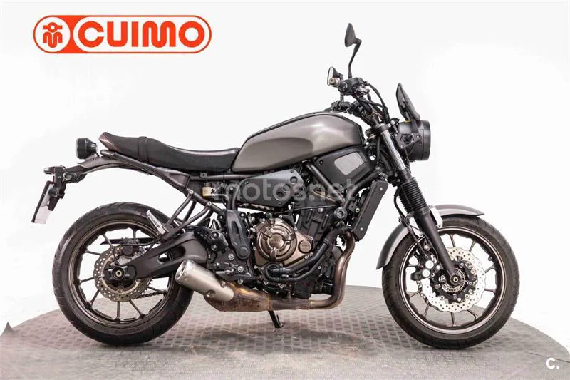 Yamaha XSR700 - Vista 5