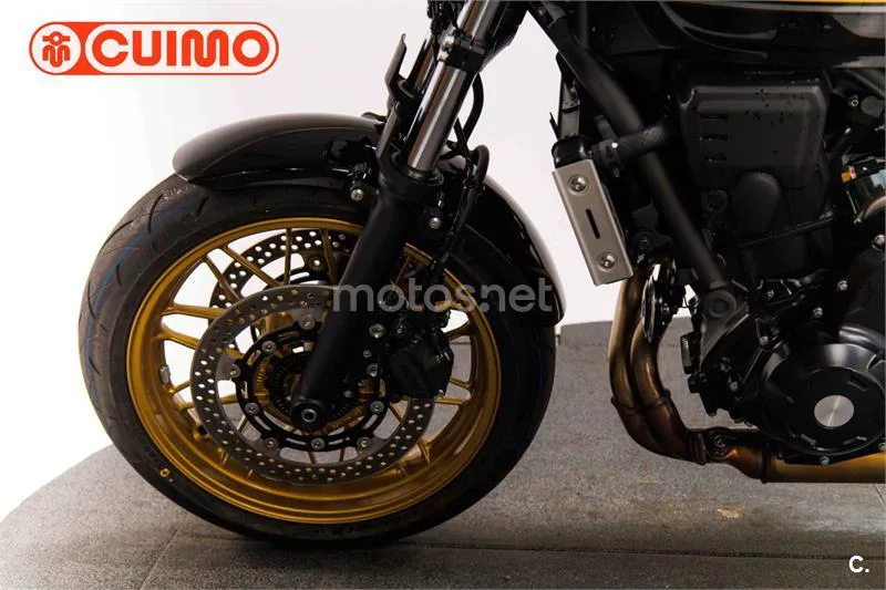 Kawasaki Z650 - Vista 21